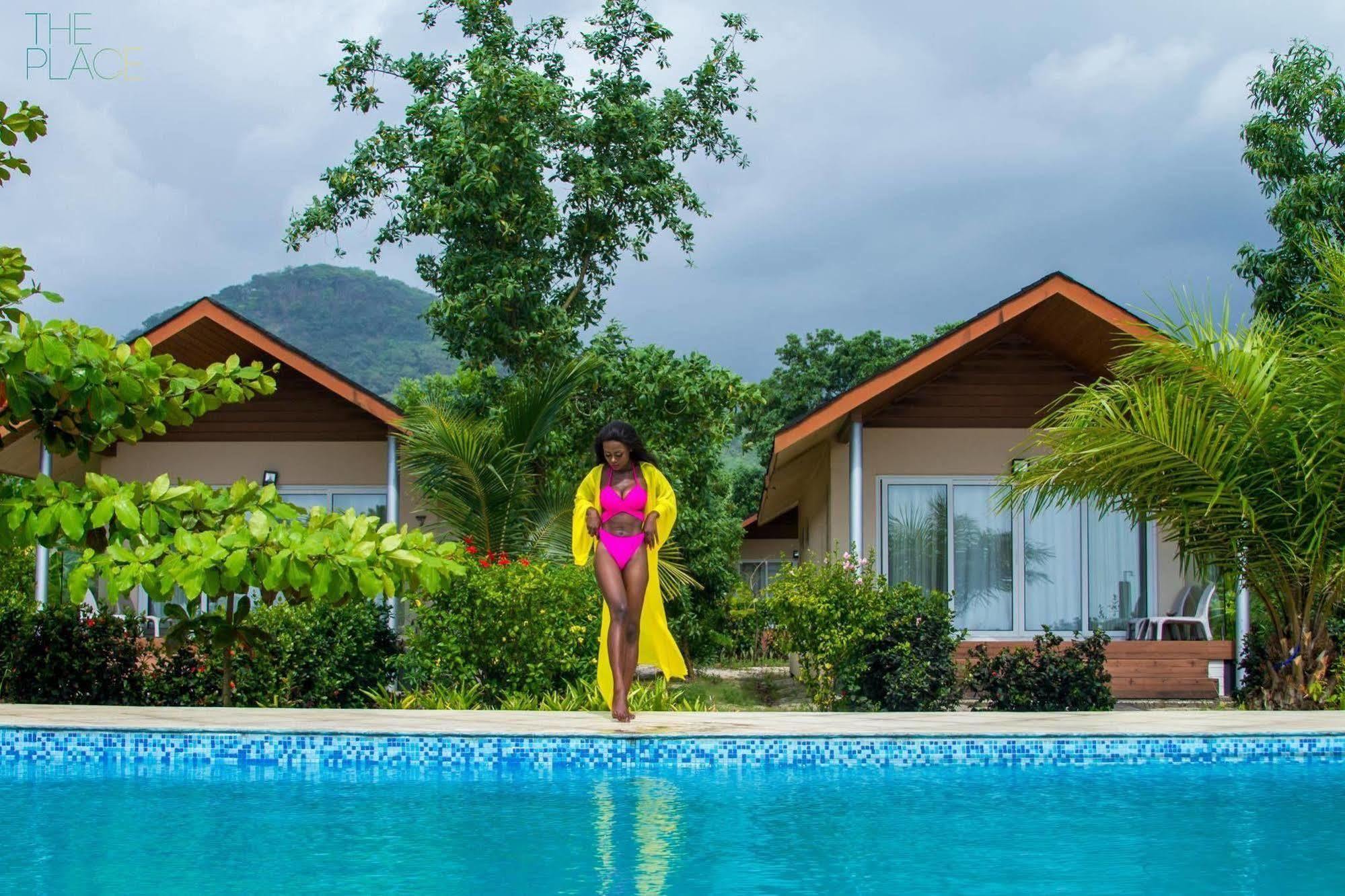 The Place Resort At Tokeh Beach Freetown Zewnętrze zdjęcie