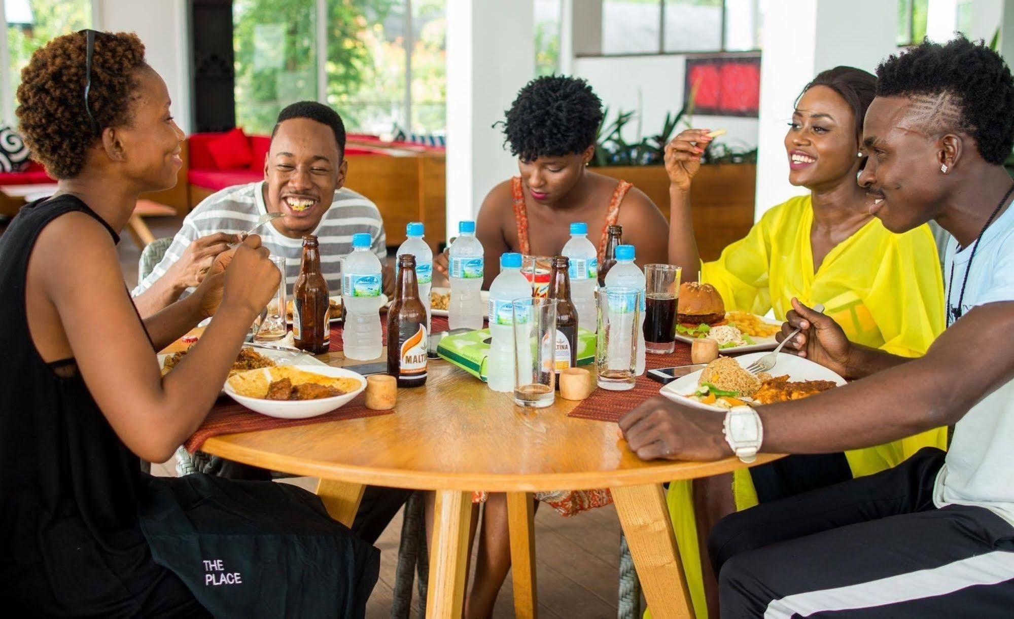 The Place Resort At Tokeh Beach Freetown Zewnętrze zdjęcie